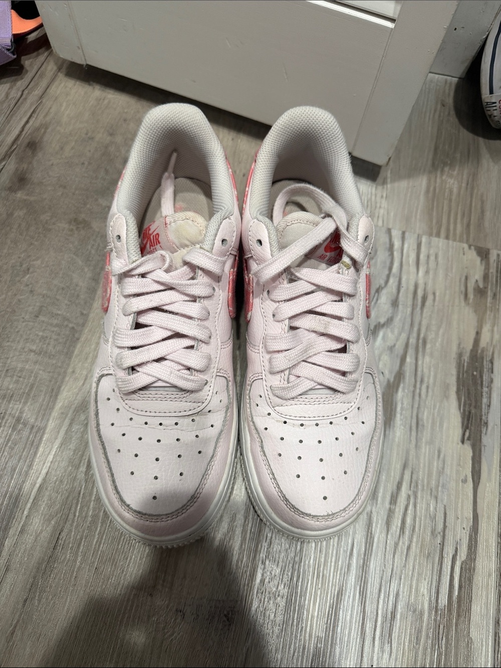 Nike Pink Women's Low-Top Sneakers